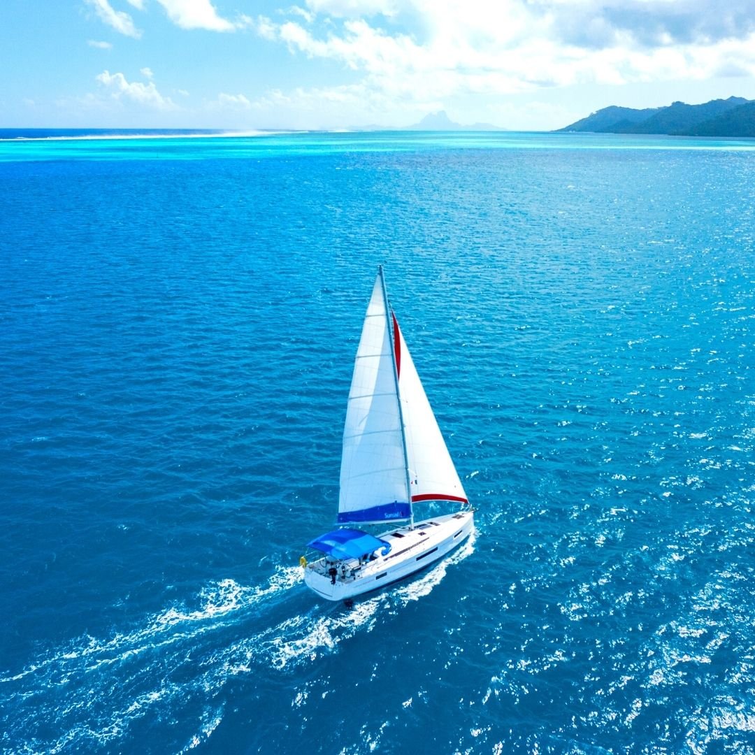 SS_US_French Polynesia_Monohull_resized